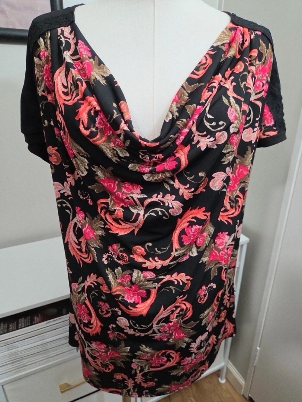 Jaclyn Smith Floral Print Blouse (XL)